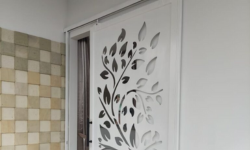 CUTTING PLAT PARTISI PINTU RUMAH